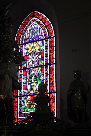 프라하의 성 아달베르트_photo by Andrzej Otrebski_in the Church of St Adalbert in Gdansk_Poland.jpg